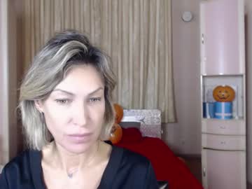 roxxxxie_, live webcam girl, streaming now, mature, skinny