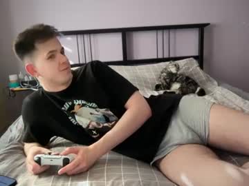 Matthew, live webcam girl, age 20, streaming now, young, twink