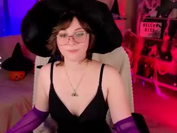 𝑅𝓊𝒷𝓎, live webcam girl, age 18, streaming now, teen, glasses