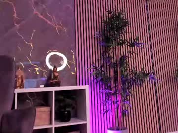 Izabella, live webcam girl, age 22, from RO, streaming now, redhead, new