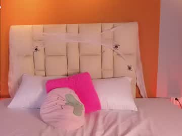 𝓢𝓪𝓶𝓪𝓷𝓽𝓱𝓪, live webcam girl, age 19, from CO, streaming now, young, 18