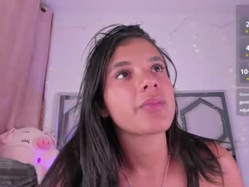 Samantha, live webcam girl, age 20, from CO, streaming now, latina, smalltits