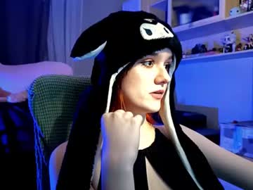 Alice, live webcam girl, age 18, streaming now, new, shy