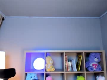 ✨Saphyra ✨, live webcam girl, from CO, streaming now, hairypussy, smoke