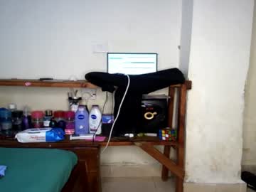 Tee, live webcam girl, age 25, from US, streaming now, ebony, bigass