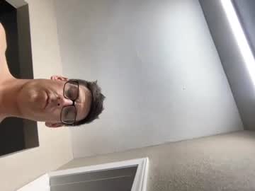 Smooth bi guy!, live webcam girl, age 31, from US, streaming now