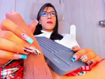 Sofi, live webcam girl, age 24, from CO, streaming now, cum, trans