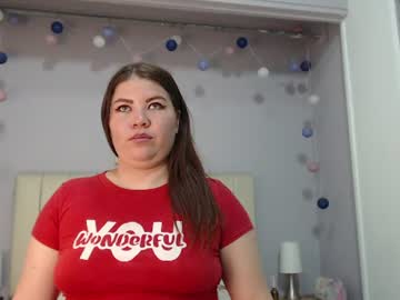 Sol, live webcam girl, age 25, from CO, streaming now, new, latina