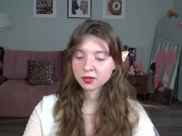 sophianoel, live webcam girl, age 22, streaming now, feet, nonude