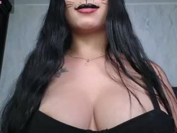Subscribe to the fan club, guys., live webcam girl, age 23, streaming now, new, latina