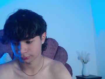 Gabo, live webcam girl, age 20, from CO, streaming now, femboy, blowjob