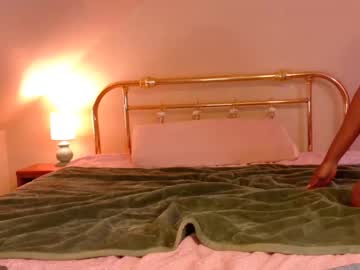 sparklingsoleil, live webcam girl, from CA, streaming now, pvt, lovense