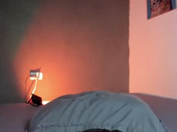 Hi, I'm Lia! Your dreams came tru..., live webcam girl, age 22, streaming now, feet, latina