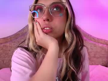 sweetlyundone, live webcam girl, age 19, from CO, streaming now, latina, lovense