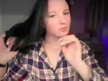 Sweet Shy, live webcam girl, age 22, streaming now, lovense, nonude