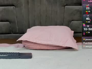 Stefan Keller, live webcam girl, age 18, from CO, streaming now, femboy, twink