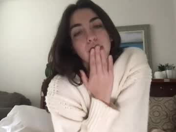 Eve, live webcam girl, from US, streaming now, bigboobs, squirt