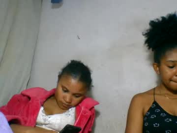 SugarBabyX01, live webcam girl, age 20, from MG, streaming now