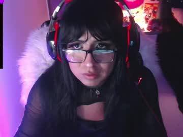 Suki♥, live webcam girl, age 23, from CO, streaming now, goth, cosplay