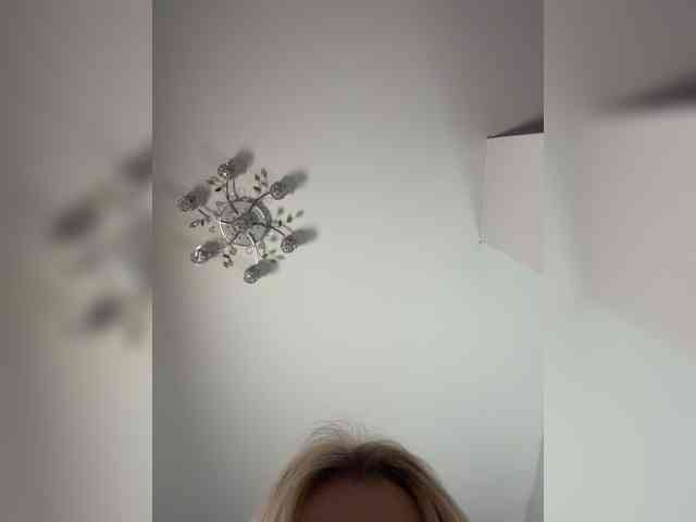 -Riviera-, live webcam girl, age 23, from Бонголяндия, streaming now, pijpbeurt, camshow