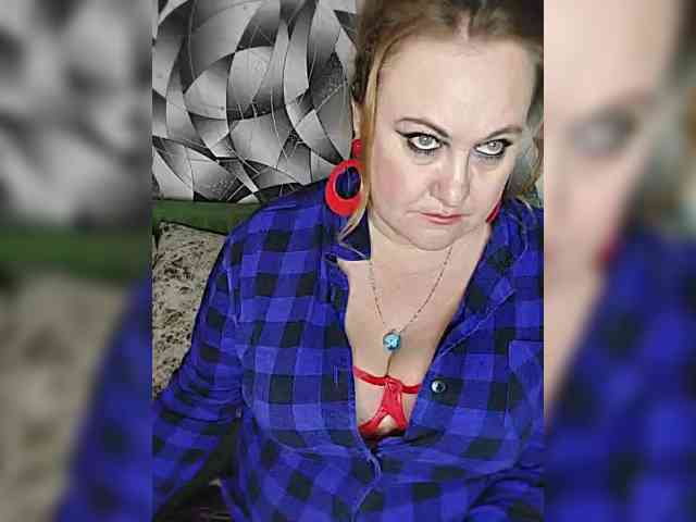 -Your_dream-, live webcam girl, age 43, from RUSSIA, streaming now, pijpbeurt, chatten