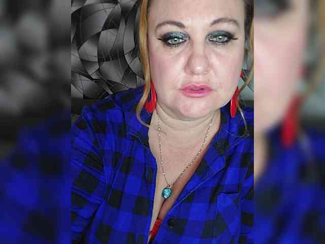 -Your_dream-, live webcam girl, age 43, from RUSSIA, streaming now, pijpbeurt, chatten