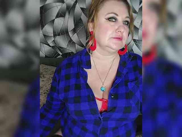 -Your_dream-, live webcam girl, age 43, from RUSSIA, streaming now, pijpbeurt, chatten