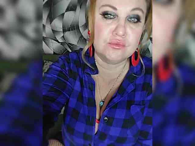 -Your_dream-, live webcam girl, age 43, from RUSSIA, streaming now, pijpbeurt, chatten