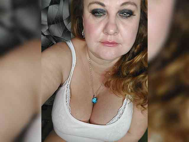 -Your_dream-, live webcam girl, age 43, from RUSSIA, streaming now, pijpbeurt, chatten