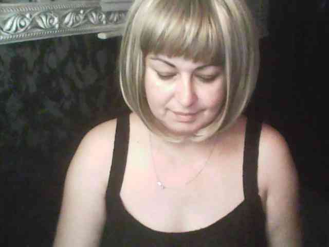 gospoja6996, live webcam girl, age 29, from Украина, streaming now, dromen, voetenneuken