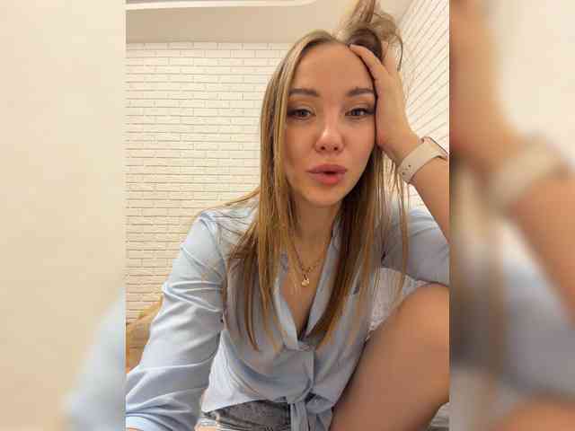 KitFox, live webcam girl, age 26, from Россия, streaming now, anaal spelen, aziatische massage