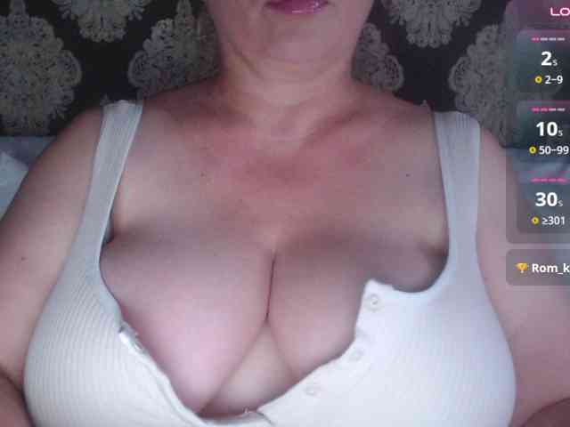 48Oksana, live webcam girl, age 48, streaming now, anaal spelen, kontvingeren