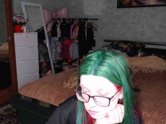 malvinella, live webcam girl, age 36, from Украина, streaming now, chatten, dansen