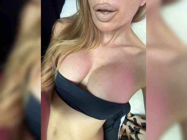 -AfricaYa-, live webcam girl, age 35, from Россия, streaming now, anaal spelen, kontneuken