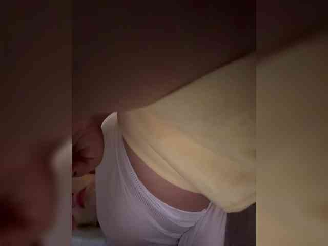 LucyRouse, live webcam girl, age 21, from COLOMBIA, streaming now, anaal spelen, kontvingeren