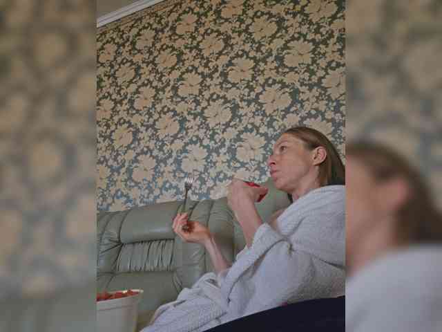 Smalldickshater, live webcam girl, age 39, from Россия, streaming now, pijpen, camshow