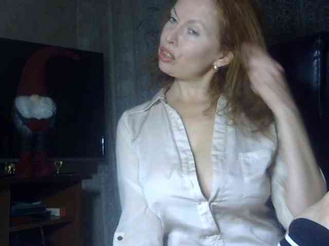 Daniella854, live webcam girl, age 46, from Россия, streaming now, kontneuken, pijpbeurt