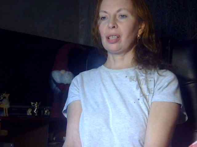 Daniella854, live webcam girl, age 46, from Россия, streaming now, kontneuken, pijpbeurt