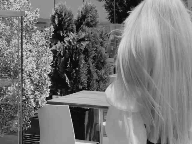 meow, live webcam girl, age 20, streaming now, chatten, dansen