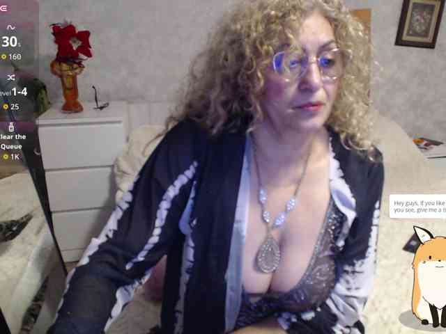 ladydy4u, live webcam girl, age 61, from ROMANIA, streaming now, anaal spelen, aziatische massage