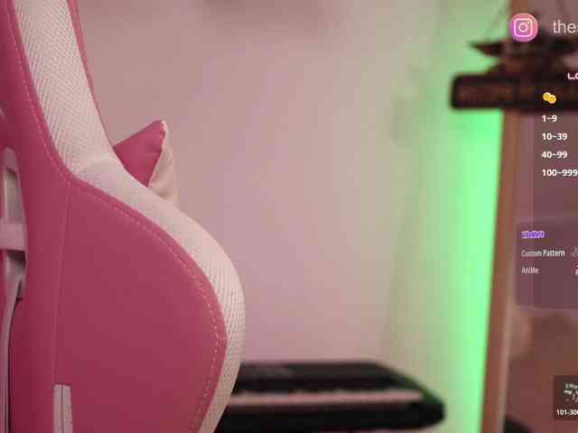 BabyYoda, live webcam girl, age 25, from Украина, streaming now, chatten, dromen
