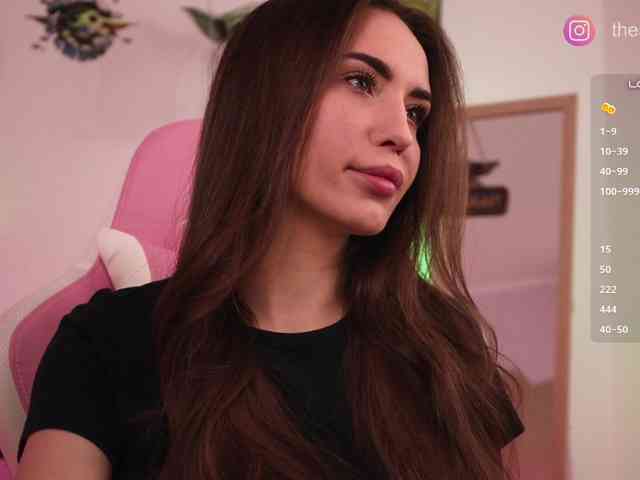 BabyYoda, live webcam girl, age 25, from Украина, streaming now, chatten, dromen