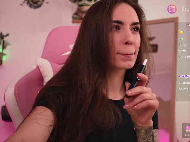 BabyYoda, live webcam girl, age 25, from Украина, streaming now, chatten, dromen