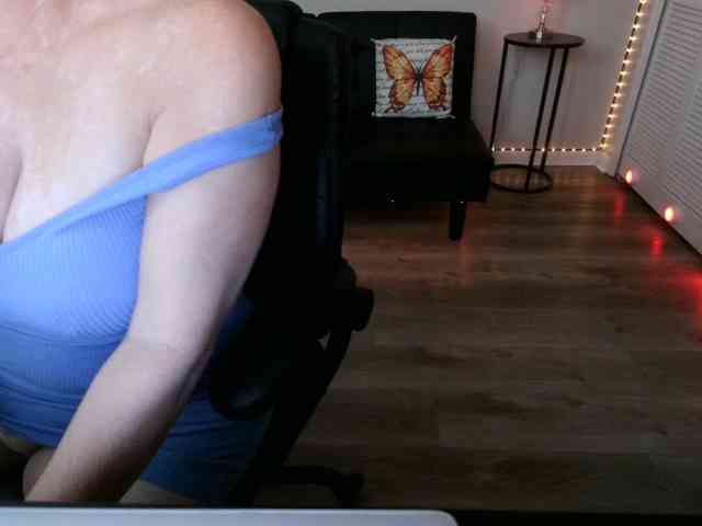 ClassySamantha, live webcam girl, age 54, streaming now, camshow, chatten