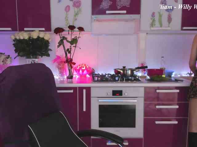 Olivija2020, live webcam girl, age 40, from Россия, streaming now, camshow, chatten