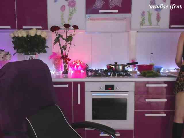 Olivija2020, live webcam girl, age 40, from Россия, streaming now, camshow, chatten