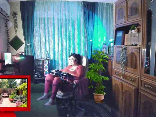 Infodar, live webcam girl, age 52, from Россия, streaming now, camshow, chatten