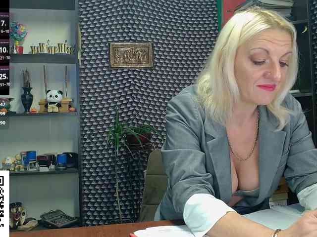 Nadin-slut, live webcam girl, age 44, from Австралия, streaming now, anaal spelen, kontvingeren