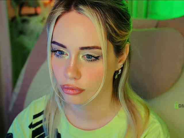 -ANN, live webcam girl, age 20, streaming now, anaal spelen, kontvingeren