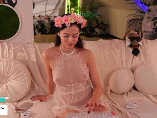 Taanni, live webcam girl, age 19, from UA, streaming now, pijpbeurt, kontneuken